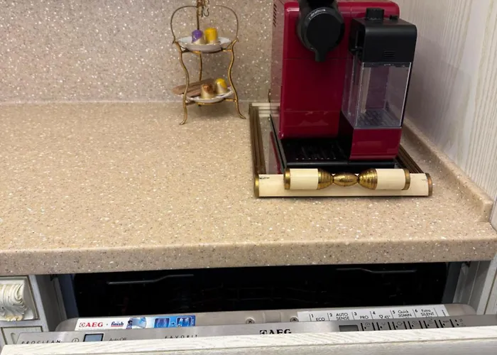 Lejlighed Spacious Townhouse In The Heart Of Old Town *