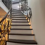 Apartamento Spacious Townhouse In The Heart Of Old Town *