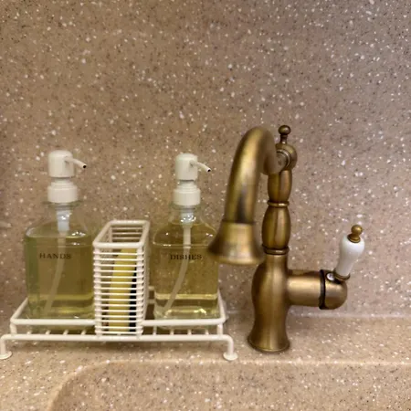 Апартаменты Spacious Townhouse In The Heart Of Old Town Вильнюс