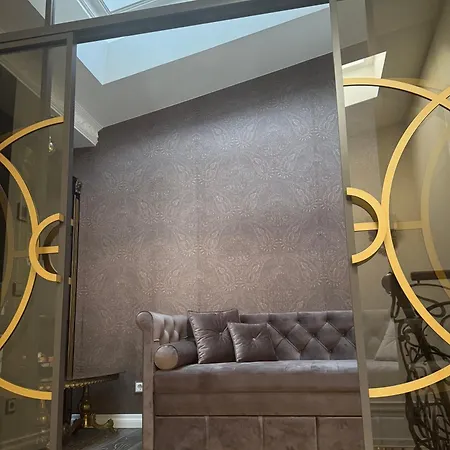 Spacious Townhouse In The Heart Of Old Town * Вильнюс